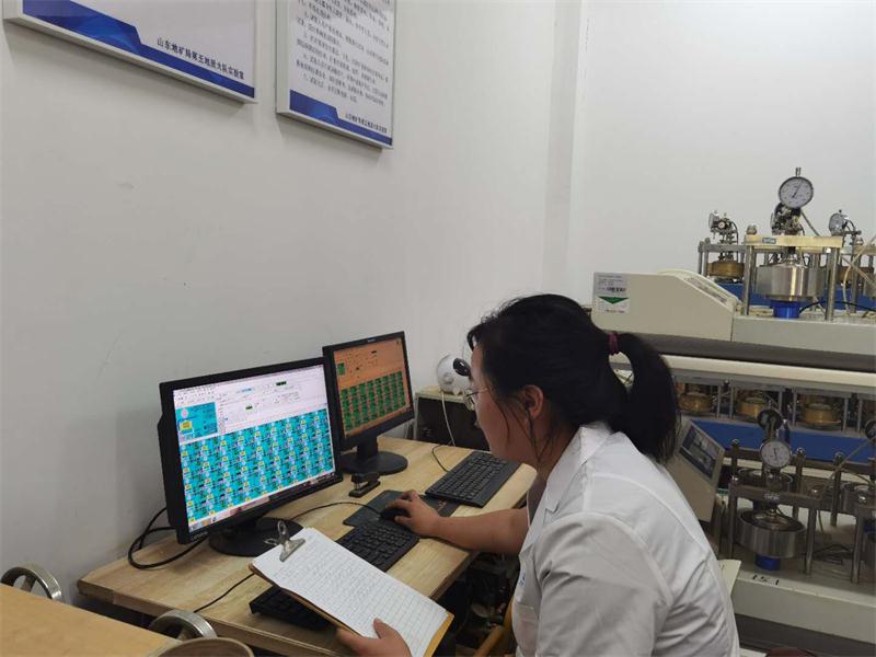 公司同002A：土工試驗甲級，可以承擔(dān)甲級及以下工程勘察資格所能承擔(dān)工程勘察項目的土工試驗任務(wù)； 聯(lián)系人：任玲，電話：18653883892(圖3)